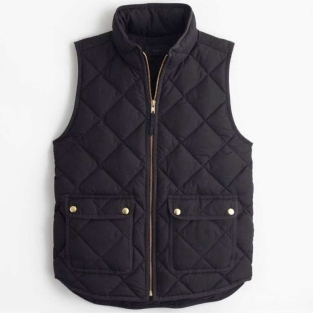 J Crew Black Puffer Vest with Snap Pockets EUC Size S